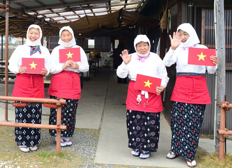 nữ thợ lặn của làng Osatsu